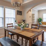 Luxury & Noble Private Room In Dc